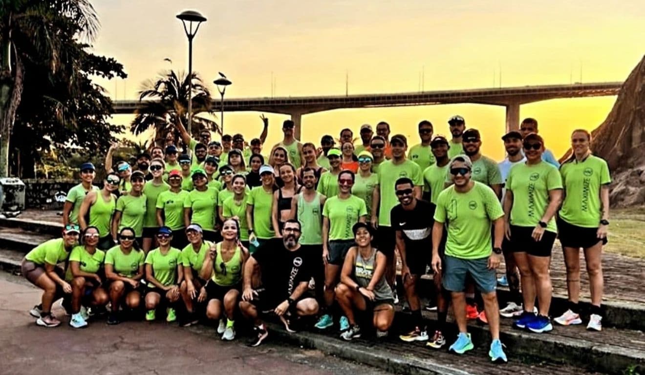 Equipe da Maximize reunida.(Foto: Reprodução/Instagram @ maximizeseutreino).